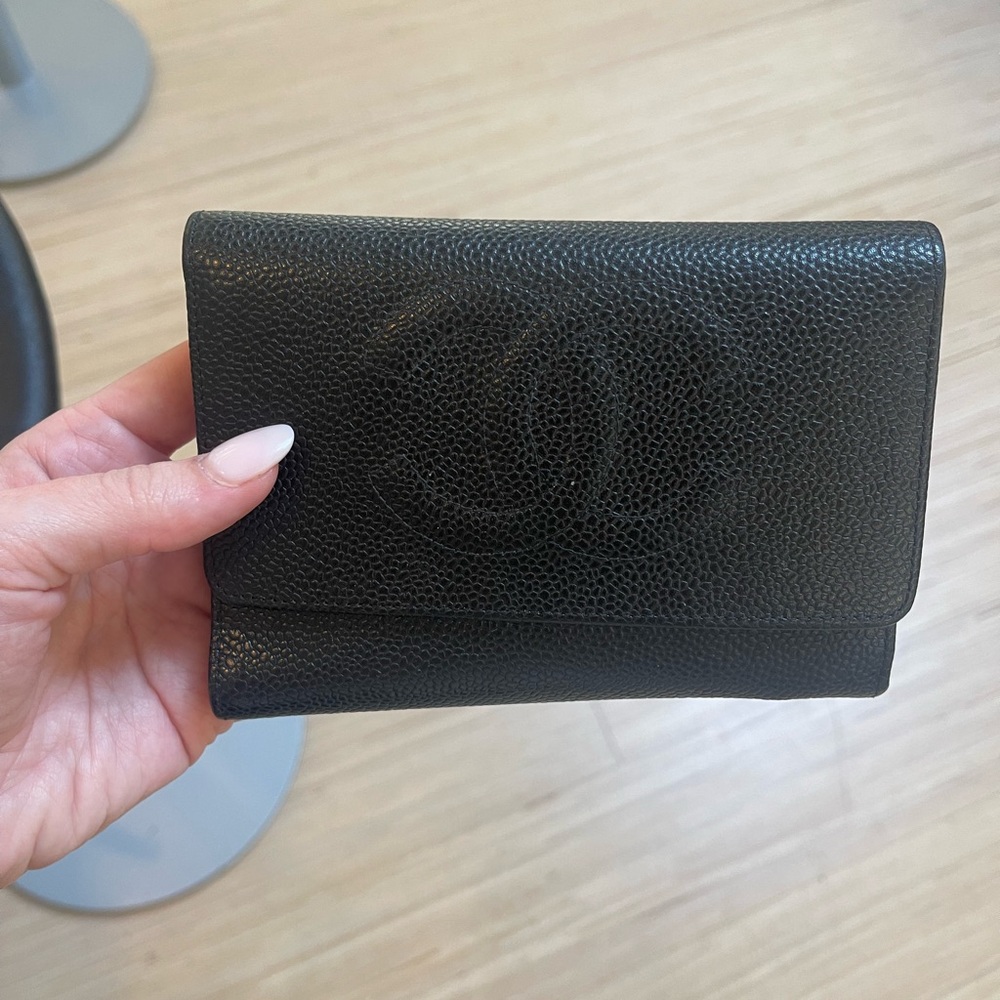 Vintage Chanel Caviar Wallet
